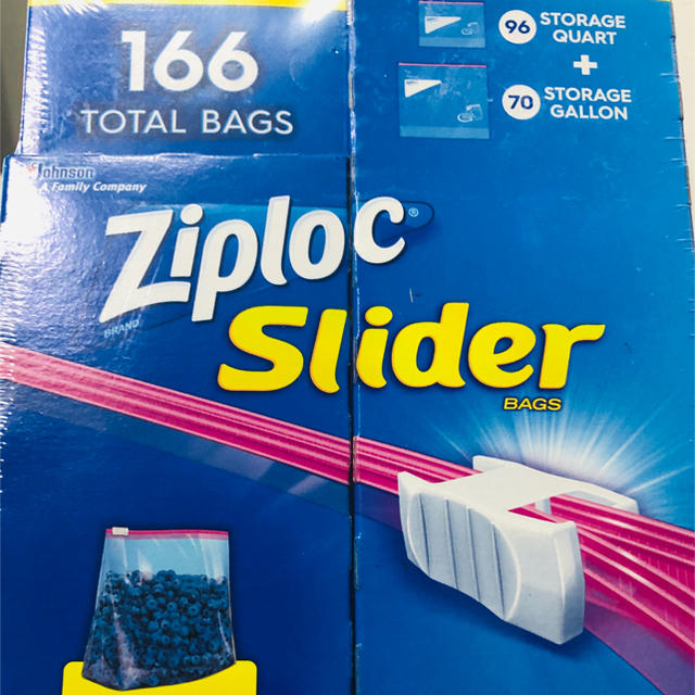 ziploc slider bags ジップロック スライダーバッグ 166枚 インテリア/住まい/日用品のキッチン/食器(容器)の商品写真