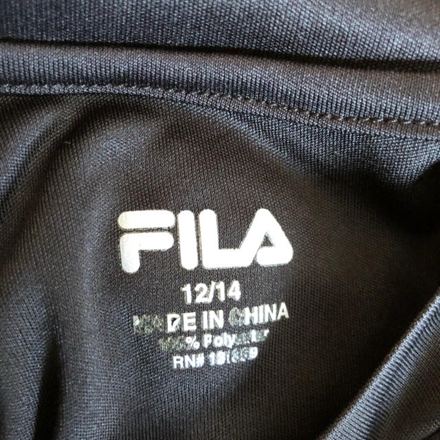FILA(フィラ)のFILA   Tシャツ   150位のサイズ感 スポーツ/アウトドアのサッカー/フットサル(ウェア)の商品写真