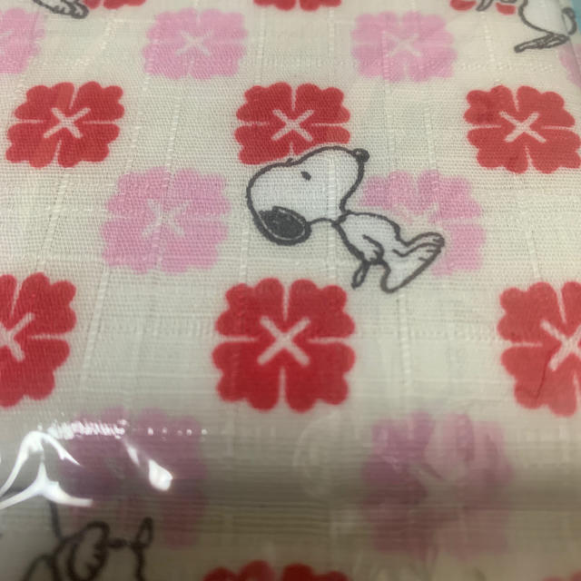 SNOOPY(スヌーピー)の新品未使用　スヌーピー茶屋　スタンドコンパクトミラー レディースのファッション小物(ミラー)の商品写真