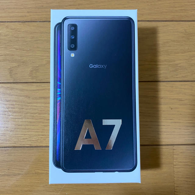 【新品・未使用】Galaxy A7 ブラック SIMフリー スマホ/家電/カメラのスマートフォン/携帯電話(スマートフォン本体)の商品写真