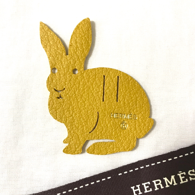 Hermes - HERMES プティアッシュ Petith おまけ ウサギ 黄色の通販 by macaron｜エルメスならラクマ