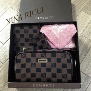 ニナリッチ(NINA RICCI)のazu様♡専用NINA RICCI♡(ポーチ)