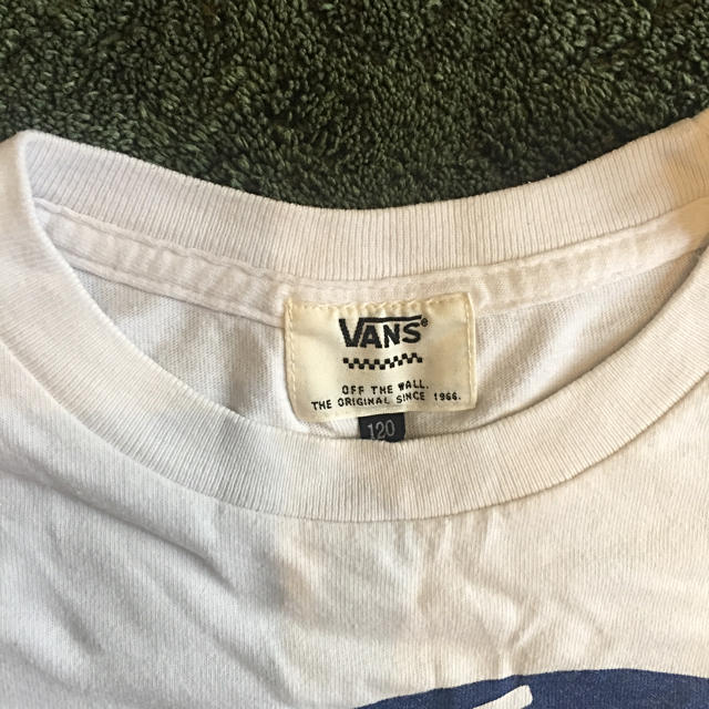 VANS(ヴァンズ)のVANS Tシャツ 120㎝ キッズ/ベビー/マタニティのキッズ服男の子用(90cm~)(Tシャツ/カットソー)の商品写真