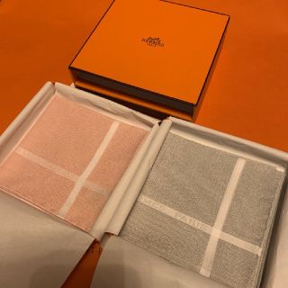 エルメス(Hermes)のHERMES ハンカチ 2枚セット コットン100% ライトピンク グレー(ハンカチ)