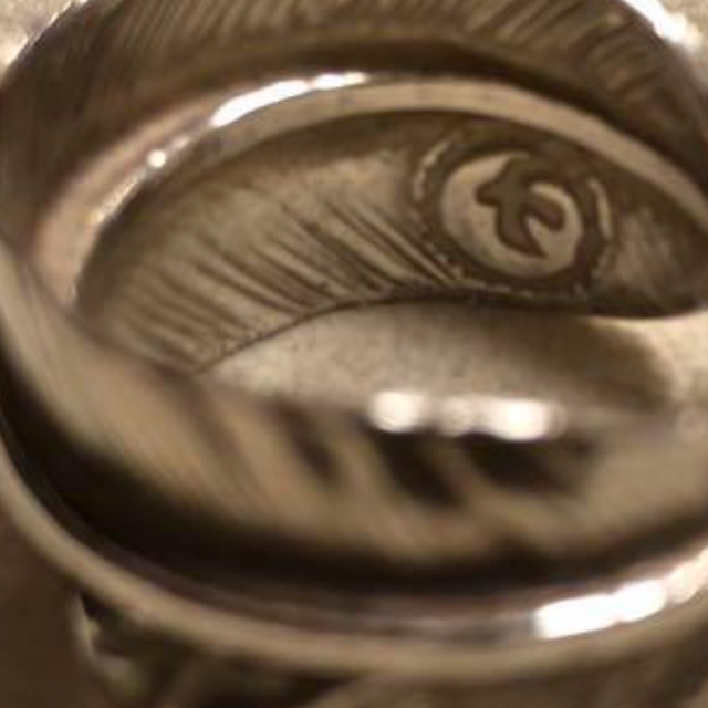 goro's(ゴローズ)のGoro's ゴローズ メタル付フェザーリング OLD メンズのアクセサリー(リング(指輪))の商品写真