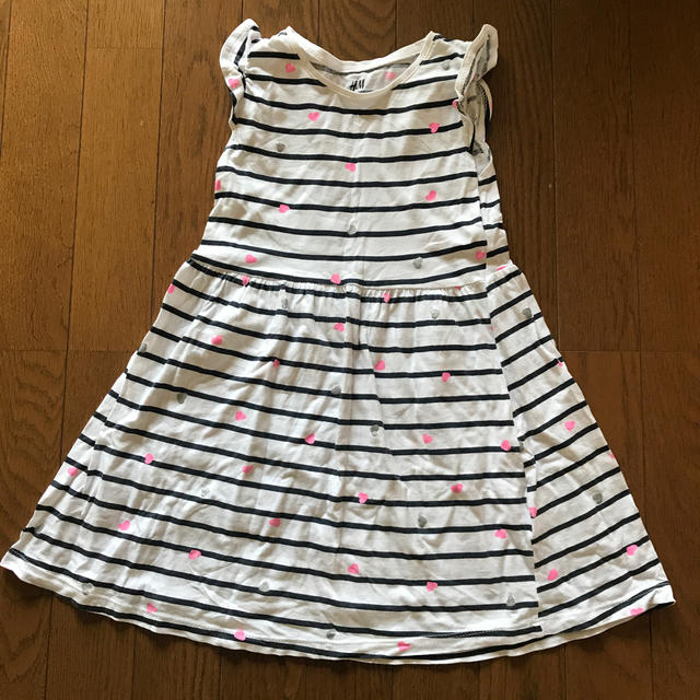 H&M(エイチアンドエム)のＨ&Ｍワンピース　110 キッズ/ベビー/マタニティのキッズ服女の子用(90cm~)(ワンピース)の商品写真