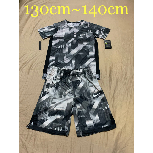 NIKE(ナイキ)の[新品] ナイキ ジュニア セットアップ キッズ/ベビー/マタニティのキッズ服男の子用(90cm~)(パンツ/スパッツ)の商品写真