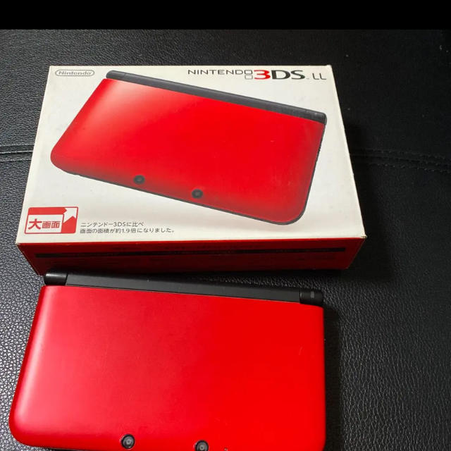 ニンテンドー3DS(ニンテンドー3DS)のNintendo 3DS L L レッド✖️ブラック エンタメ/ホビーのゲームソフト/ゲーム機本体(携帯用ゲーム機本体)の商品写真