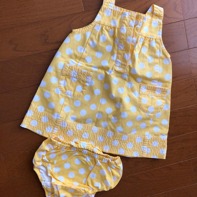 babyGAP(ベビーギャップ)のbaby GAP★美品　ドット柄ワンピースセット70㎝  キッズ/ベビー/マタニティのベビー服(~85cm)(ワンピース)の商品写真