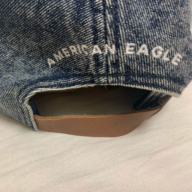 American Eagle(アメリカンイーグル)の【ほぼ新品🙇‍♂️ アメリカンイーグル デニムキャップ ユニセックス】 メンズの帽子(キャップ)の商品写真