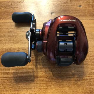 シマノ(SHIMANO)のシマノ　スコーピオンXT1001(リール)