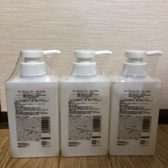 ［Y.Uさん専用］ウーマシャンプープレミアム300ml×1本 コスメ/美容のヘアケア/スタイリング(シャンプー)の商品写真