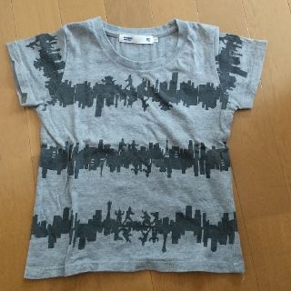 セブンデイズサンデイ(SEVENDAYS=SUNDAY)のウルトラセブンTシャツ110cm(Tシャツ/カットソー)