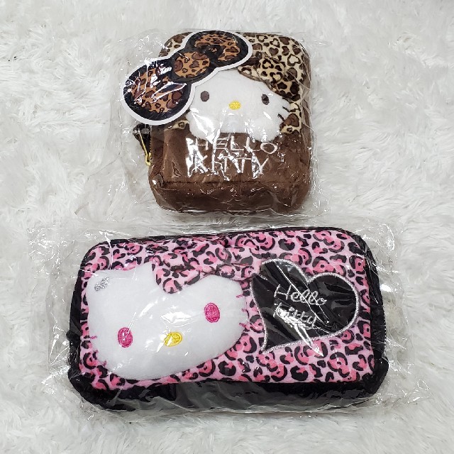 ハローキティ(ハローキティ)のHELLO KITTY キティ ポーチセット  エンタメ/ホビーのおもちゃ/ぬいぐるみ(キャラクターグッズ)の商品写真