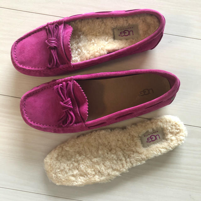 UGG(アグ)のUGG モカシン23 レディースの靴/シューズ(スリッポン/モカシン)の商品写真