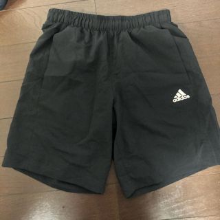 アディダス(adidas)のadidas ハーフパンツ(ハーフパンツ)