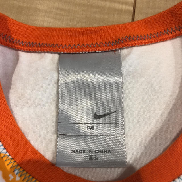 NIKE(ナイキ)のナイキ　Tシャツ レディースのトップス(Tシャツ(半袖/袖なし))の商品写真