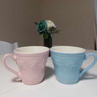 ウェッジウッド(WEDGWOOD)のWEDGWOOD　ペアマグカップ(グラス/カップ)