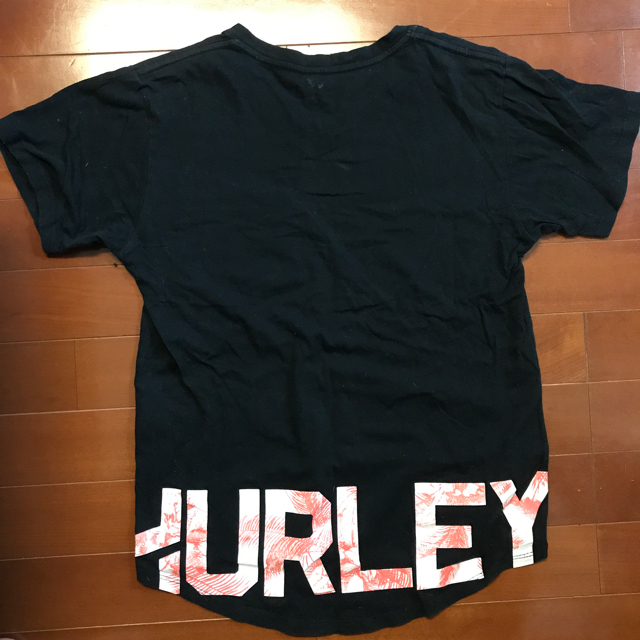 Hurley(ハーレー)のHurley   VネックTシャツ(レディース) レディースのトップス(Tシャツ(半袖/袖なし))の商品写真