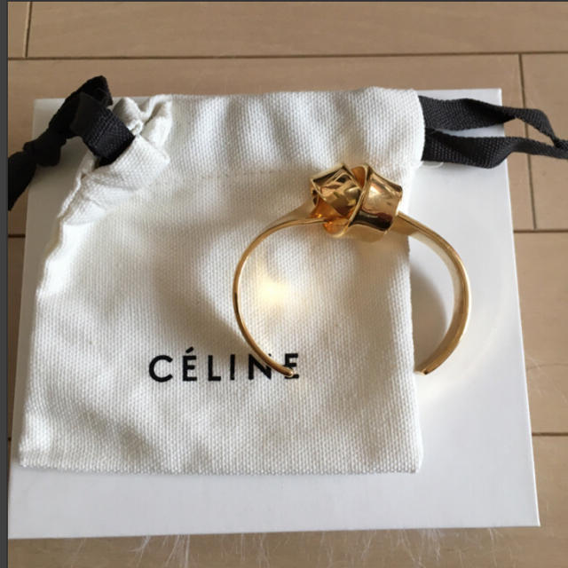 レディースCELINEノットバングルGOLD専用