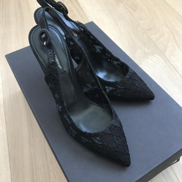 DOLCE&GABBANA(ドルチェアンドガッバーナ)の新品 ドルチェ&ガッバーナ黒レース柄 36 1/2 レディースの靴/シューズ(ハイヒール/パンプス)の商品写真