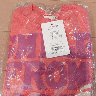 ベベ(BeBe)の新品　Bebe 110 トレーナー　女の子　オレンジ(Tシャツ/カットソー)