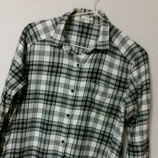 GU(ジーユー)のロングネルチェックシャツ レディースのワンピース(ロングワンピース/マキシワンピース)の商品写真