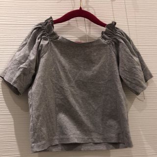 ザラキッズ(ZARA KIDS)のリトルパリンカ  6 オフショルダーグレー　トップス　120(Tシャツ/カットソー)