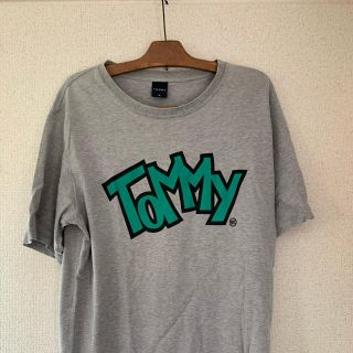 トミー(TOMMY)のトミー　Tシャツ(Tシャツ/カットソー(半袖/袖なし))