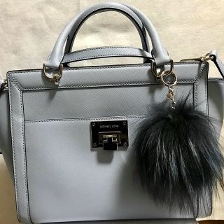 マイケルコース(Michael Kors)のMICHAEL KOSE・マイケルコース☆バック☆ファーチャームのおまけ付き！(ハンドバッグ)