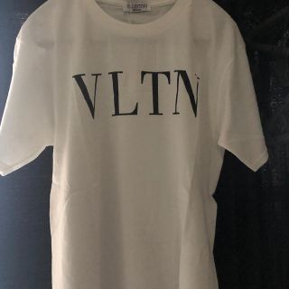 ヴァレンティノ(VALENTINO)のvalentino tシャツ (Tシャツ/カットソー(半袖/袖なし))