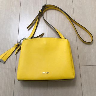 ナインウエスト(NINE WEST)の【ご専用】NINE WEST イエロー　ショルダーバッグ(ショルダーバッグ)