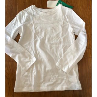エイチアンドエム(H&M)のH&M  キッズ　カットソー   120〜130 長袖　ホワイト　新品　未使用品(Tシャツ/カットソー)