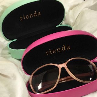 リエンダ(rienda)の限定値下げ❗️rienda4点セット サングラス ケース アイマスク 日焼け 黒(サングラス/メガネ)