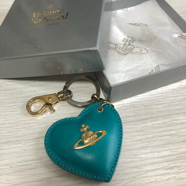 Vivienne Westwood(ヴィヴィアンウエストウッド)の【Vivienne Westwood】ヴィヴィアン／チャーム／キーホルダー レディースのファッション小物(キーホルダー)の商品写真