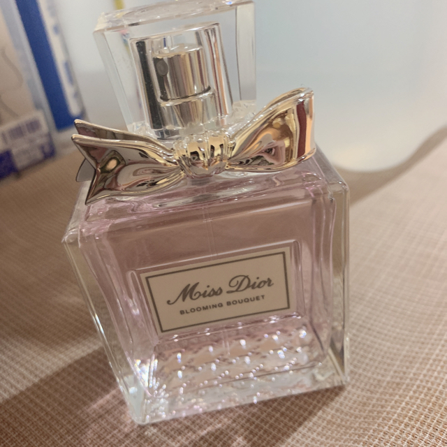 Christian Dior(クリスチャンディオール)のミスディオール ブルーミングブーケ 最終値下げ セール コスメ/美容の香水(香水(女性用))の商品写真