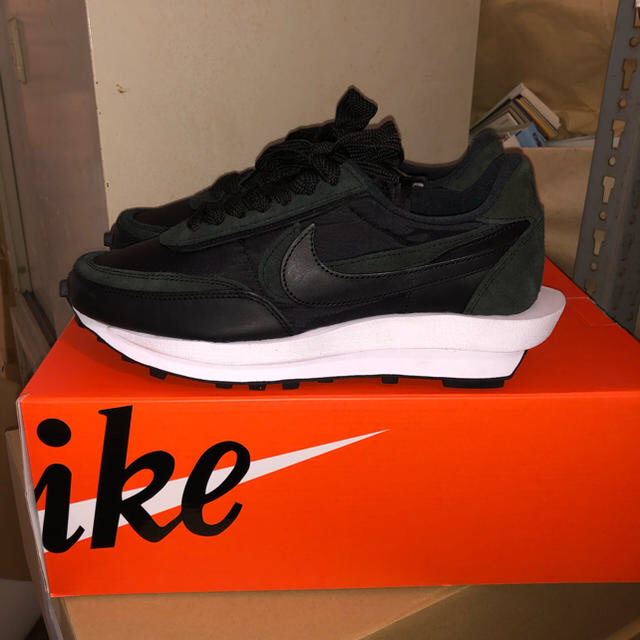 NIKE(ナイキ)のNIKE LDWAFFLE / sacai LDワッフル サカイ  27.5cm メンズの靴/シューズ(スニーカー)の商品写真