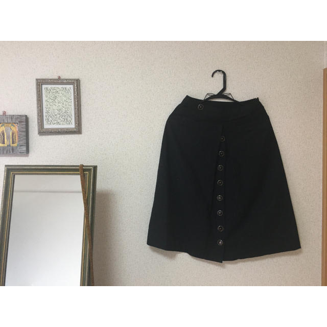MUVEIL WORK(ミュベールワーク)のMuveil フロントボタンスカート レディースのスカート(ひざ丈スカート)の商品写真