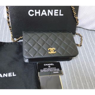 シャネル(CHANEL)の★美品　CHANELシャネル　マトラッセ　ミニ フラップバッグ(ショルダーバッグ)