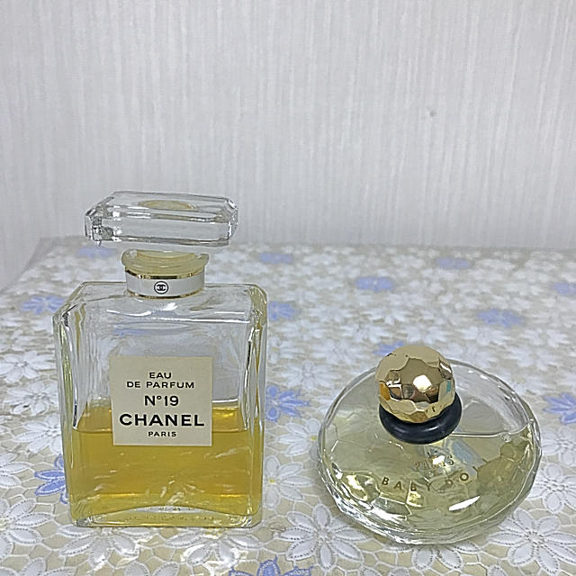 CHANEL(シャネル)の香水9本まとめ売り　値下げ コスメ/美容の香水(香水(女性用))の商品写真