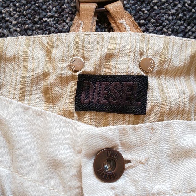 DIESEL(ディーゼル)のDIESEL ディーゼル レディース ハーフパンツ レディースのパンツ(ハーフパンツ)の商品写真