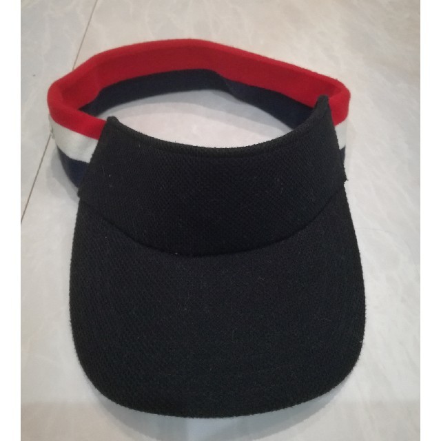 LACOSTE(ラコステ)のLACOSTE（ラコステ）サンバイザー　ブラック×トリコロール メンズの帽子(サンバイザー)の商品写真