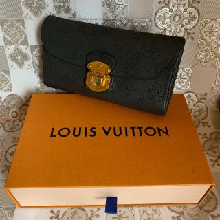 ルイヴィトン(LOUIS VUITTON)の美品! LOUIS VUITTON ルイヴィトン マヒナ アメリア 長財布(財布)