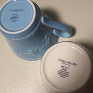 ウェッジウッド(WEDGWOOD)の【送料込】ウェッジウッド ペアマグカップ(食器)