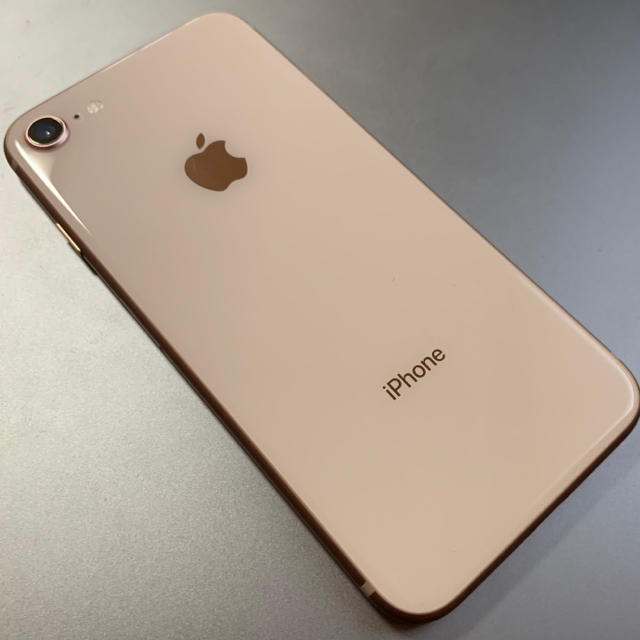 絶賛の iPhone8 64GB SIMフリー ゴールド 美品 iPhone 8 64