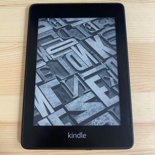 Kindle Paperwhite Wi-Fi 8GB 10世代 ケース付き(電子ブックリーダー)