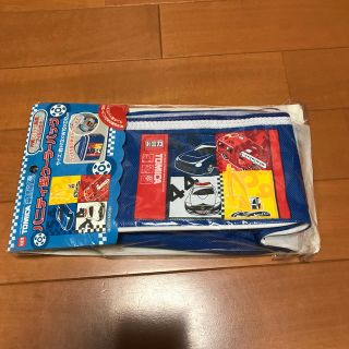 タカラトミー(Takara Tomy)のトミカ　バニティ型クーラーバッグ(弁当用品)