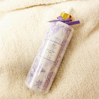 ロクシタン(L'OCCITANE)のグレースコールGRACECOLEハンドボディークリームラベンダーカモ(ボディクリーム)