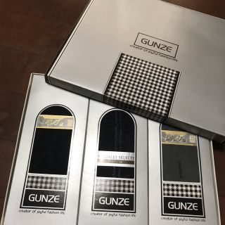 グンゼ(GUNZE)の新品未使用　特選シルク混　紳士用ソックス　3足組②(ソックス)