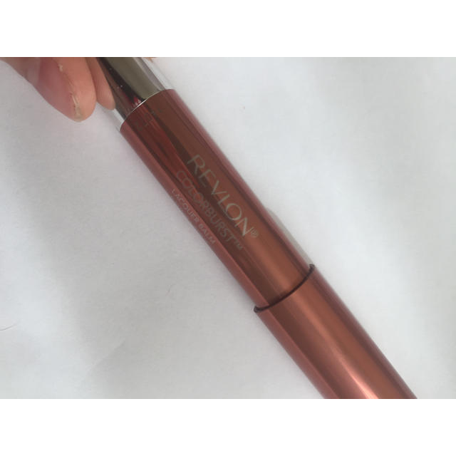 REVLON(レブロン)のRevlon クレヨンリップ ベージュ コスメ/美容のスキンケア/基礎化粧品(リップケア/リップクリーム)の商品写真